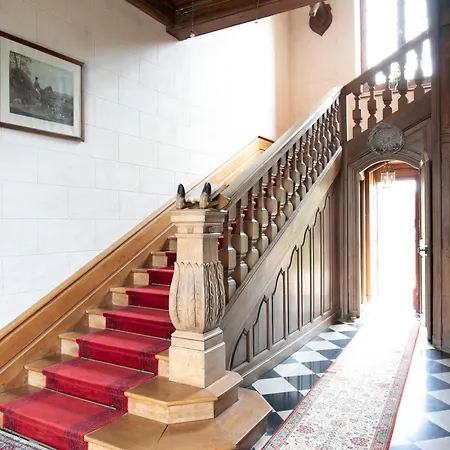 Frühstückspension Chateau Du Perray 4*