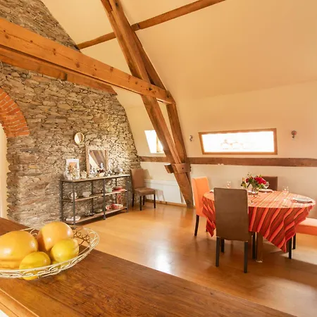 Chateau Du Perray 4*