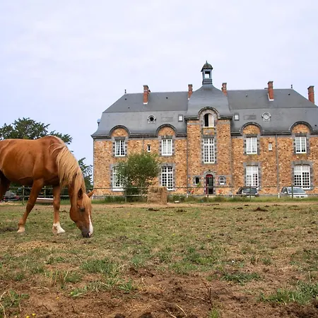 B&B Chateau Du Perray Saint-Mars-du-Désert