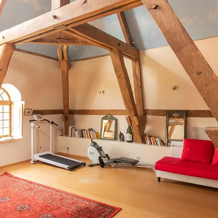 Chateau Du Perray 3*