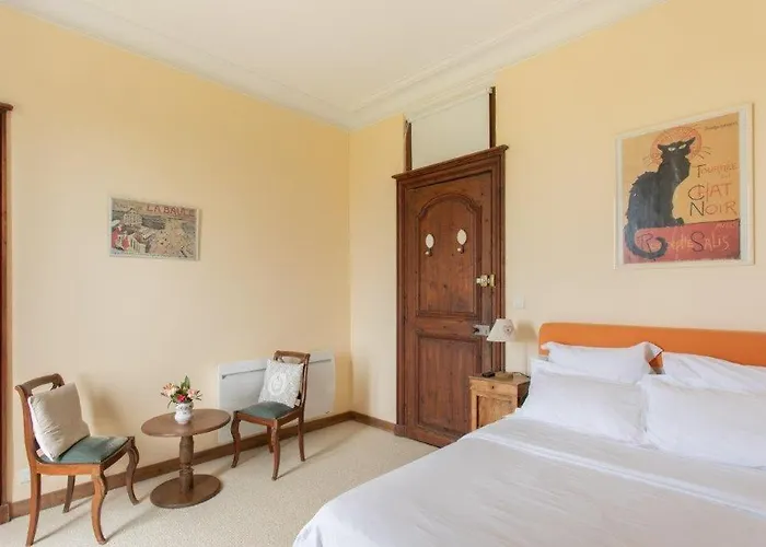 Chateau Du Perray B&B