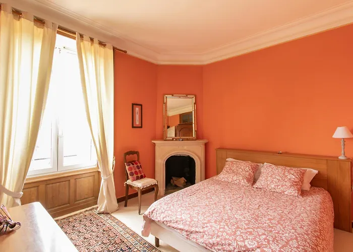 Chateau Du Perray 3*