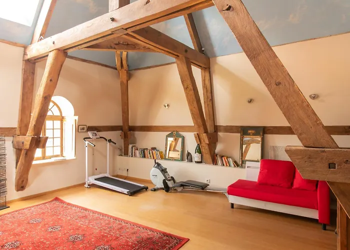 Chateau Du Perray 3*